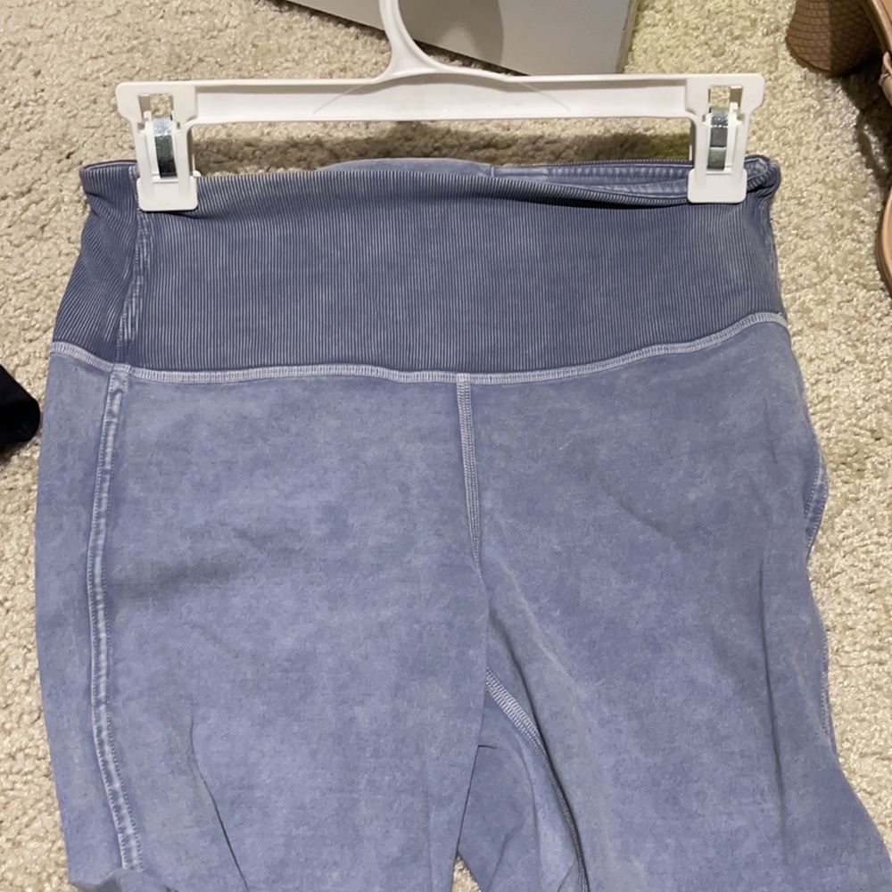 LuluLemon leggings